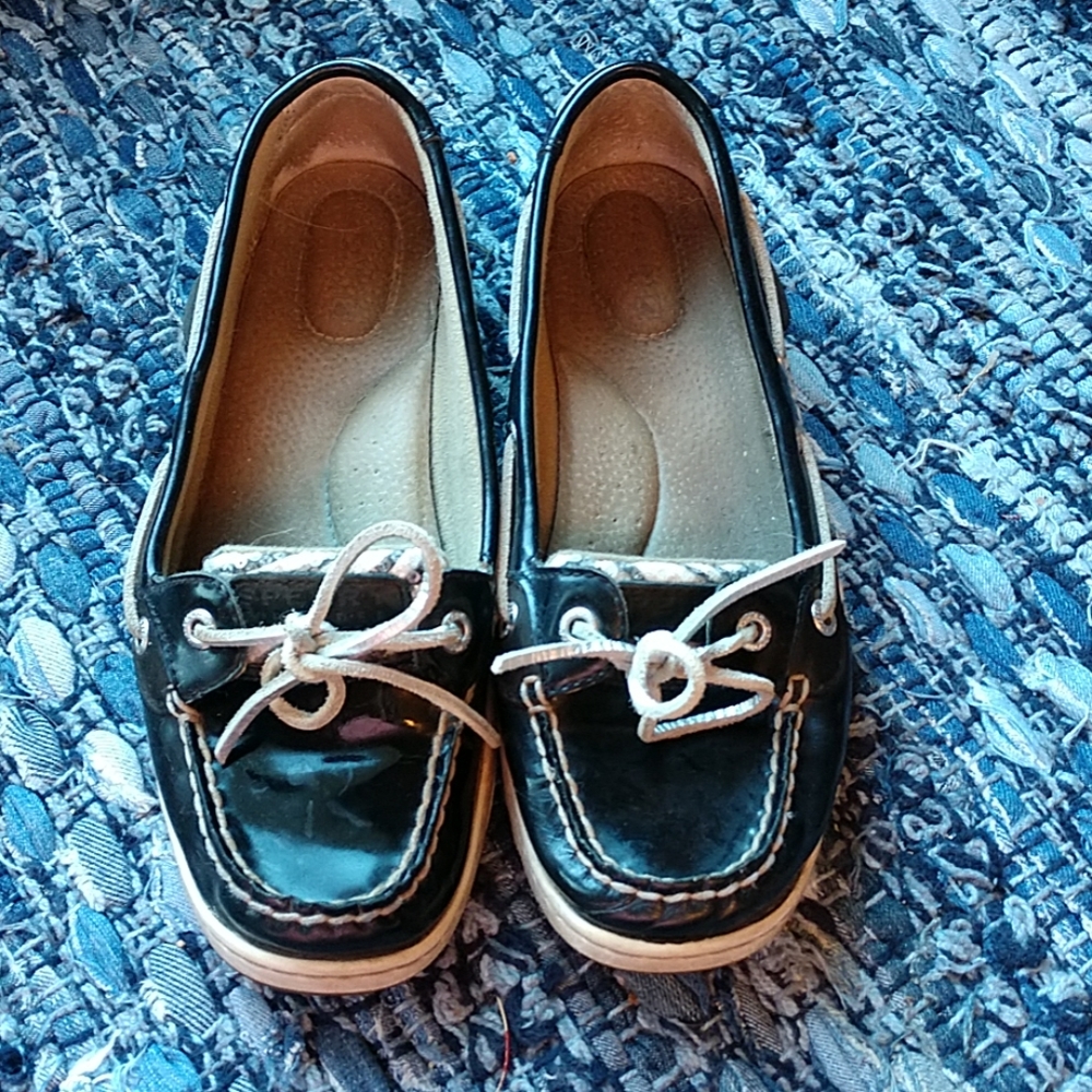 Sperry Slip one, size 8, zebra print